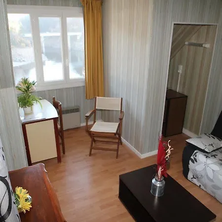 Logis Ξενοδοχείο